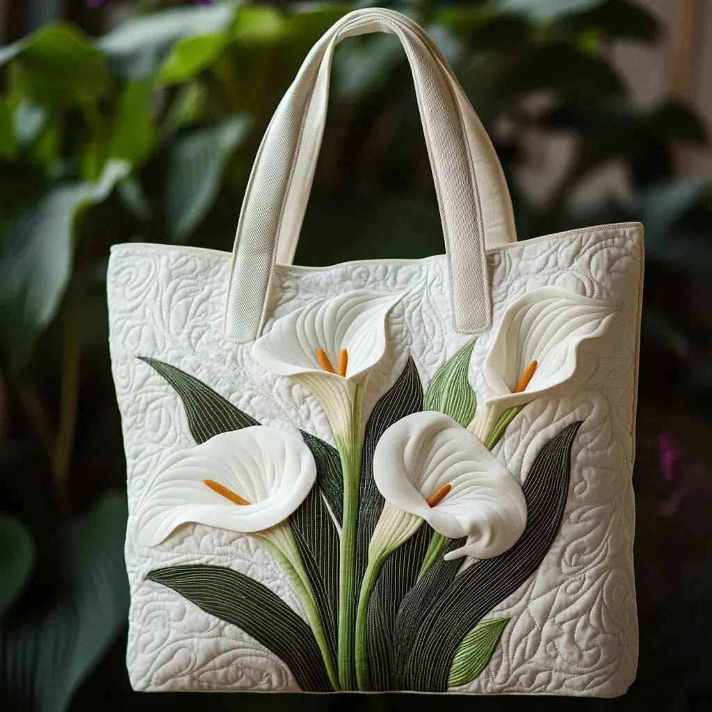 Handgefertigte gesteppte Tasche - Weiße Blüten