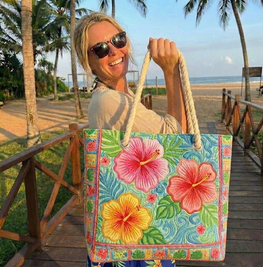 Gesteppte Strandtasche „Tropische Blume“